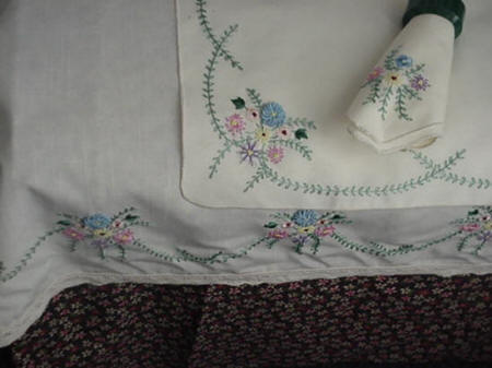 Brazilian Embroidery Design Table Runner