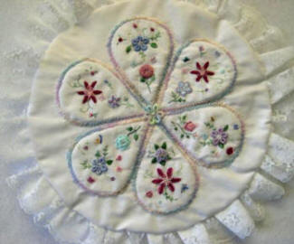 Brazilian Embroidery Pattern JDR 394 Flower Power